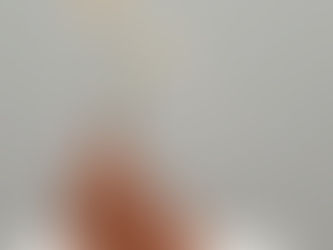 Création d'une image scène minimaliste avec vases en céramique