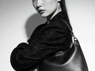 Rapport d'analyse détaillé - style pubicité (femme avec sac à main)