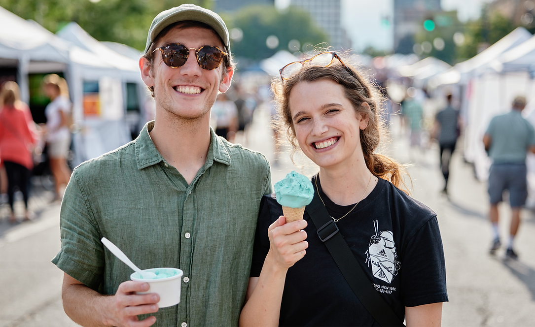 ice cream couple_edited.png