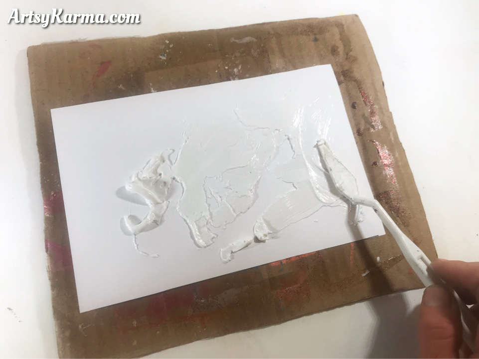 spreading texture paste