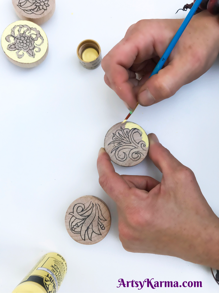 DIY Fun And Colorful Cabinet Knobs