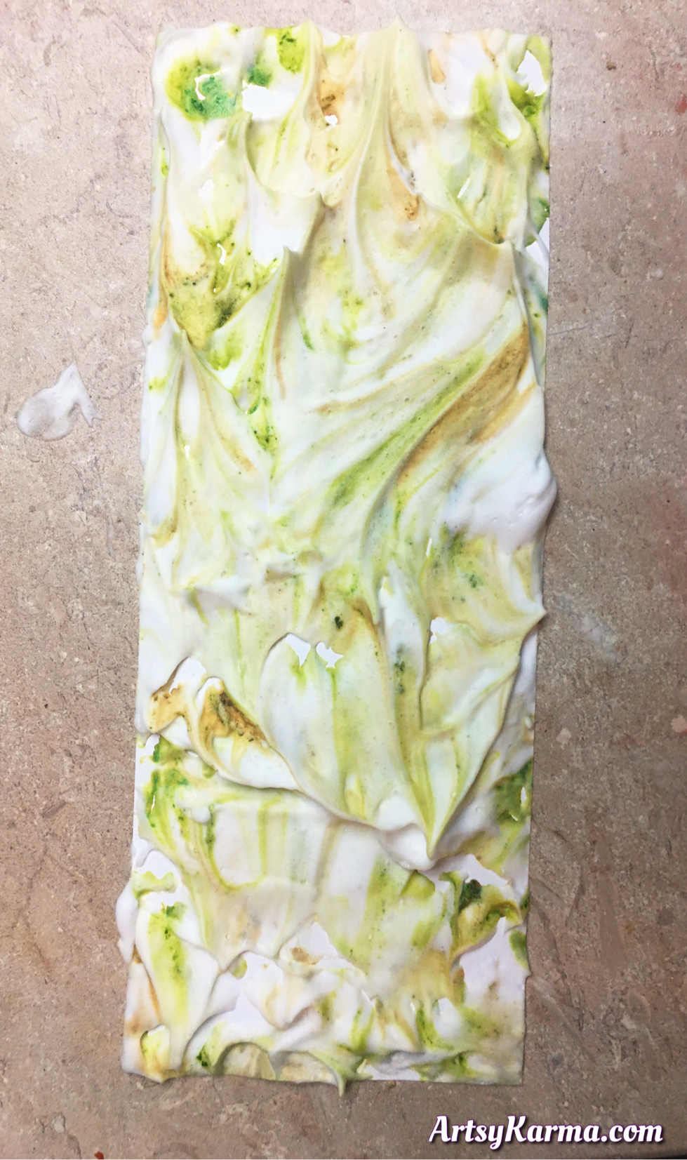 Using shaving cream to marble paper