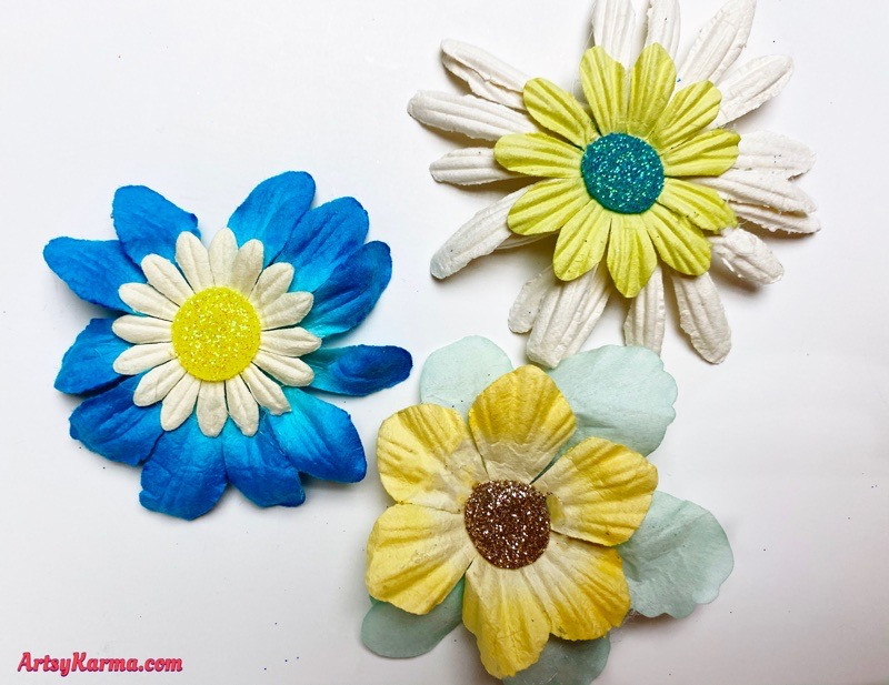Make your own spring flowers decoration