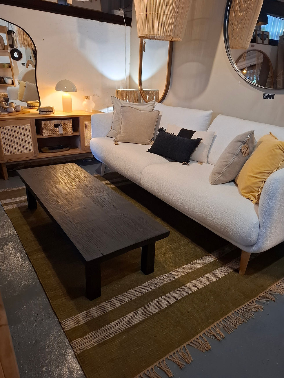 Tapis en jute kaki & naturel
