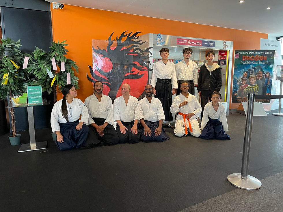 L'US Créteil AIKIDO fait une démonstration à l'UGC Créteil Soleil