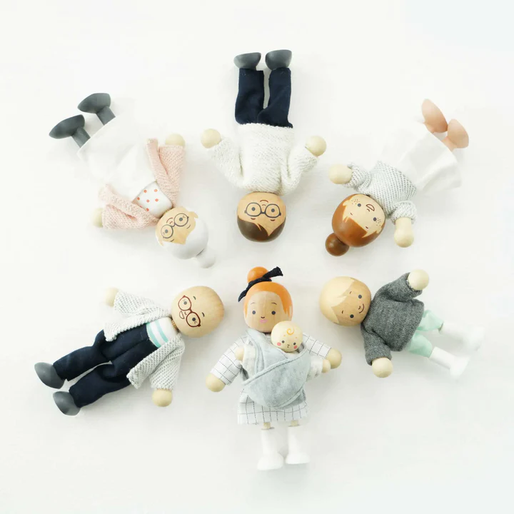 Thumbnail: Le Toy Van Doll Family Wooden People