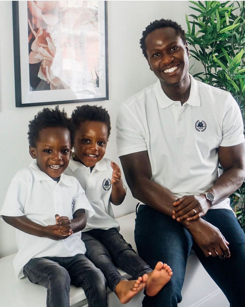 KIDS AND FATHER MODELLING WHITE ODF POLO TOPS