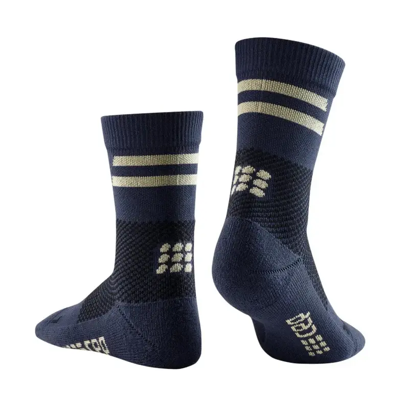 Thumbnail: Training Mid Cut Compression Socks | Unisex