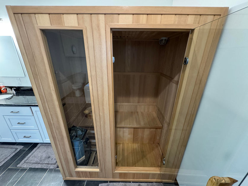 A front view of the dry sauna.