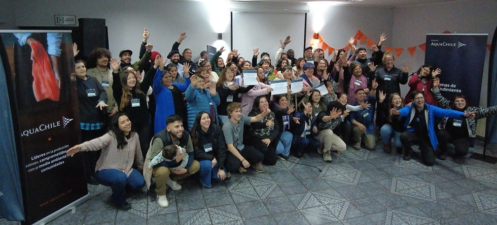 50 emprendedores de Puerto Natales se gradúan de la academia de formación de Aquachile y adquieren herramientas clave para impulsar el éxito de sus negocios