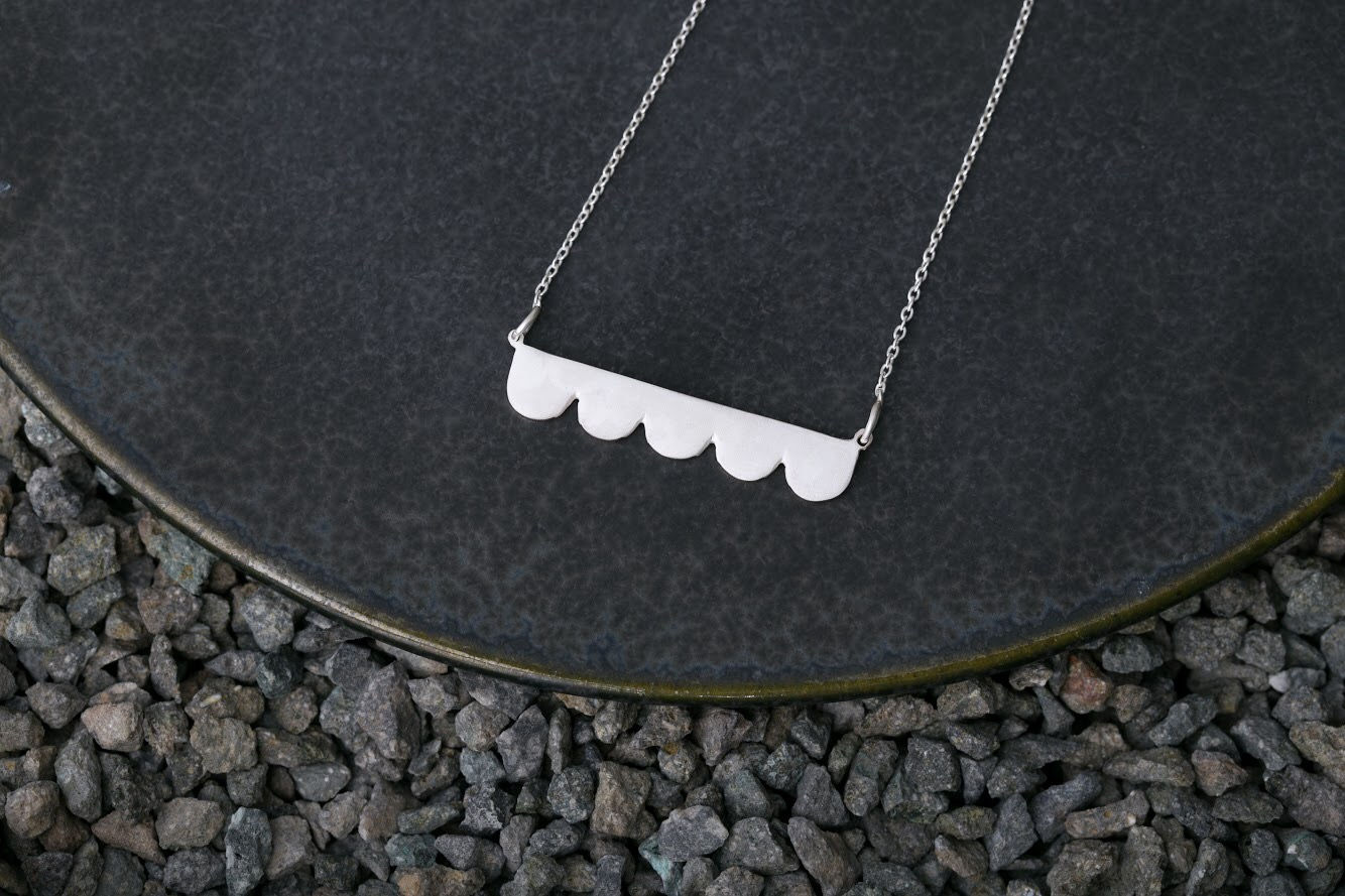 Misstache N.5 鬍子小姐 5 號 純銀項鍊 Silver Necklace