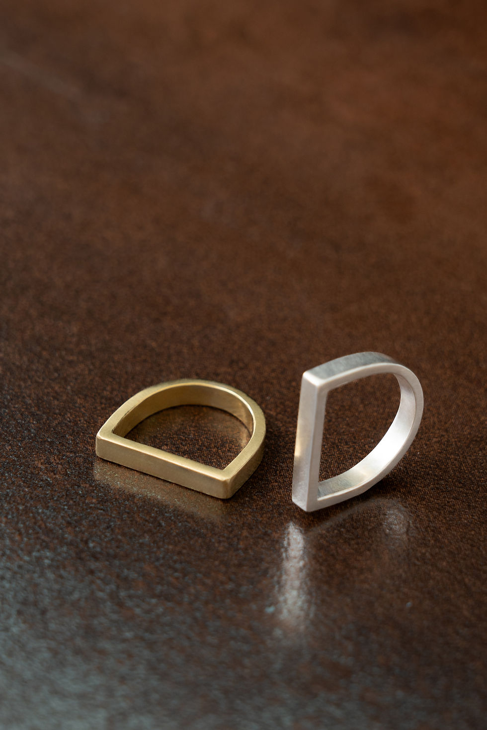 縮圖：經典 LOGO 戒指 純銀 LOGO Signet Ring - Matte Silver