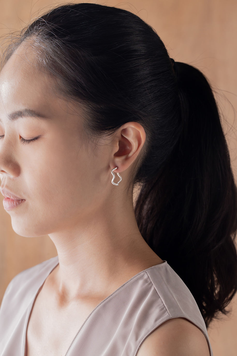 縮圖：Mermaid Wave Silver Hoop Earrings 海女系列 波浪純銀耳環