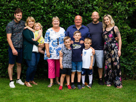 Traditional Portraits in a Not-So-Traditional Time | Calton Photography | Bourne, Lincolnshire