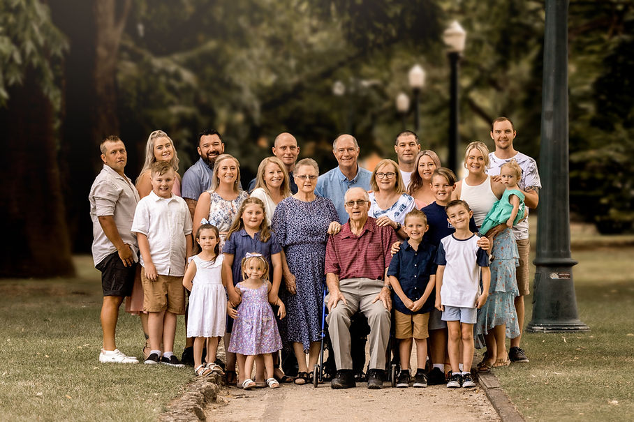 Aura Artistic Images | Bathurst Photographer | Bathurst Family Photographer | Bathurst Kids Photographer