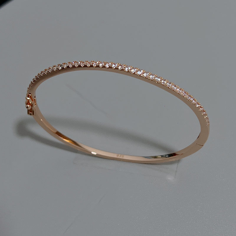 Thumbnail: Premium 925 Sterling Silver Bangle with a Charming, Timeless Design