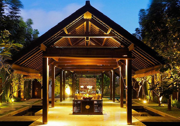 The Challenge: Managing The Amala Boutique Retreat, a luxury boutique property with 18 villas and a 55-person team in Bali's competitive high-end market required operational excellence, revenue optimization, and elevated guest experiences to stand out among top resorts
Our 360° Approach:
Oversaw comprehensive financial and operational management to ensure profitability and smooth daily operations.
Implemented Standard Operating Procedures (SOPs) and brand standards manual across all departments.
Drove F&B revenue growth by +20% through new concepts, business lines, and distribution strategies.
Boosted spa revenue by +15% via targeted enhancements and marketing
The Results:
Elevated the resort to Top 5 on TripAdvisor and the spa to Top 2, achieving significant revenue gains while establishing operational benchmarks for luxury villa performance.