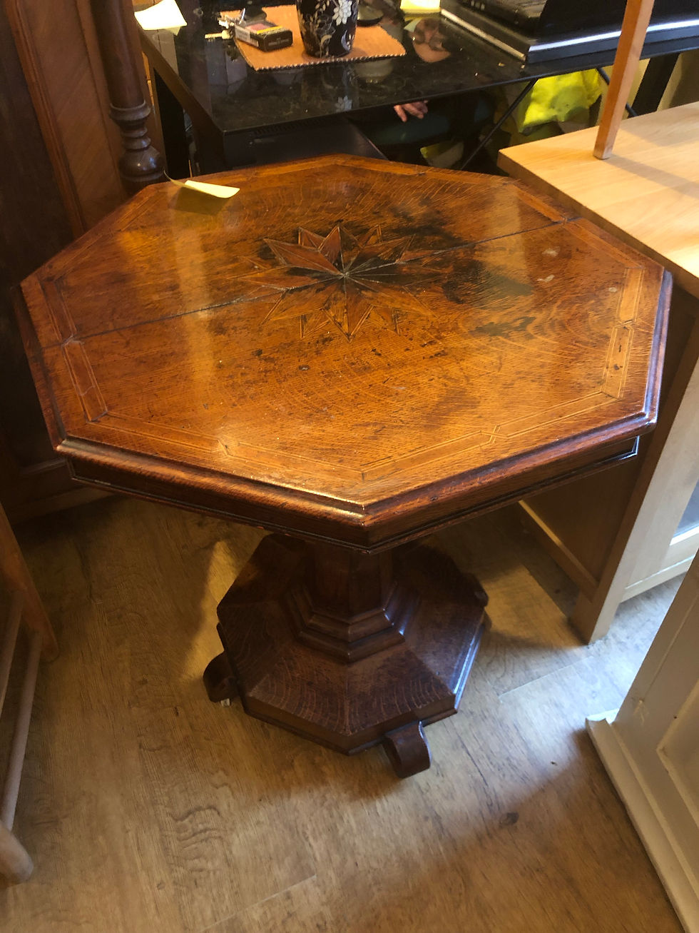 octagonal table