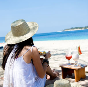 How to Eat Healthy on Your Luxury Vacation