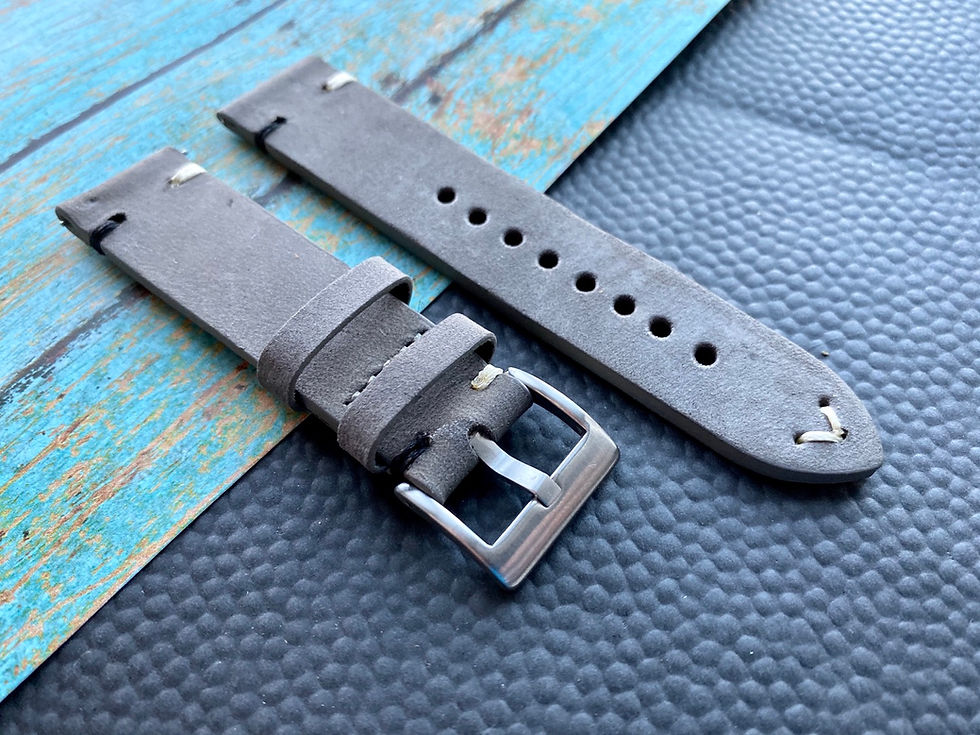 Thumbnail: GRAY Crazy Horse Leather “Twisted Vintage” Black/White
