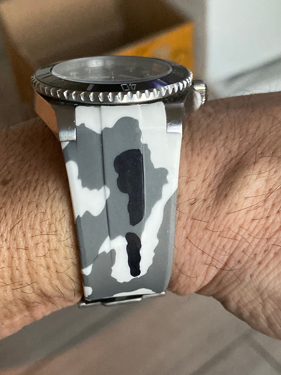 Thumbnail: 20mm WHITE camo Vulcanized rubber strap for Rolex watches
