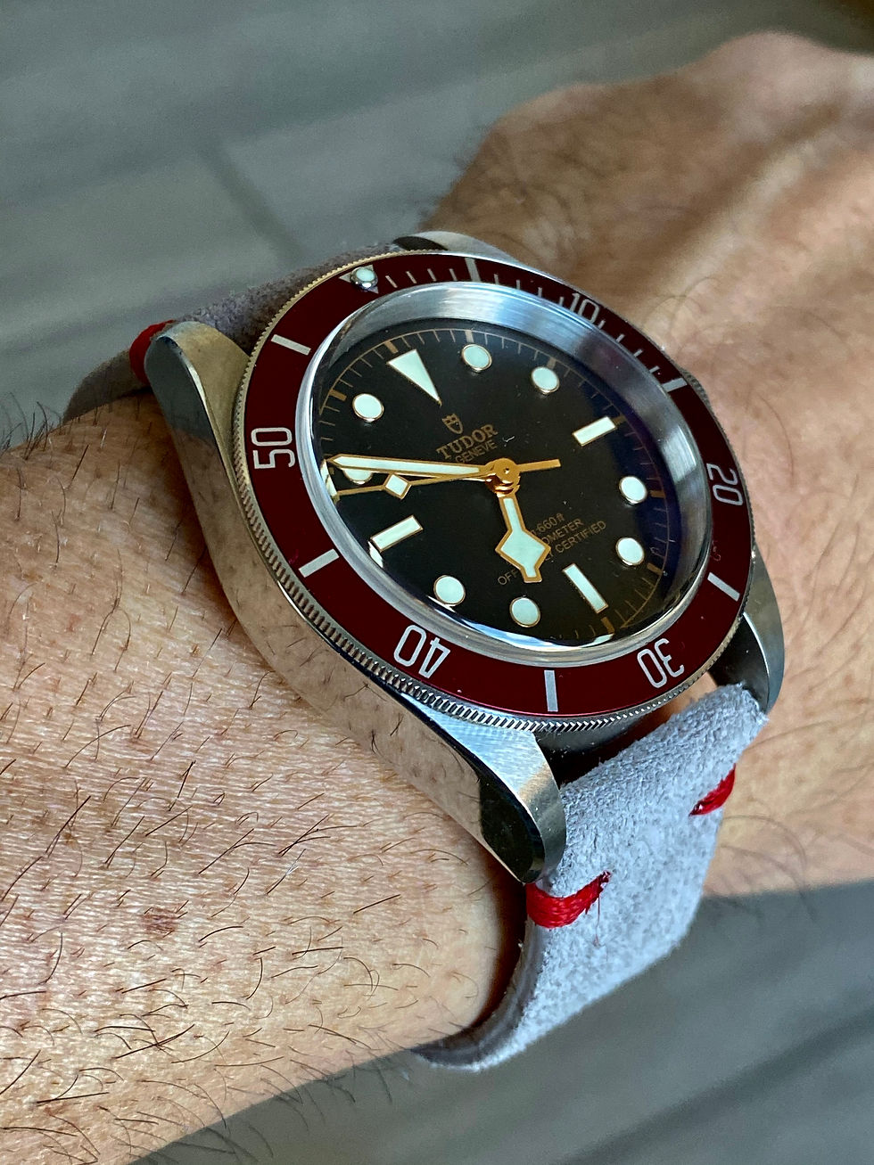 Thumbnail: Light GRAY Suede Vintage Leather strap band RED stitch