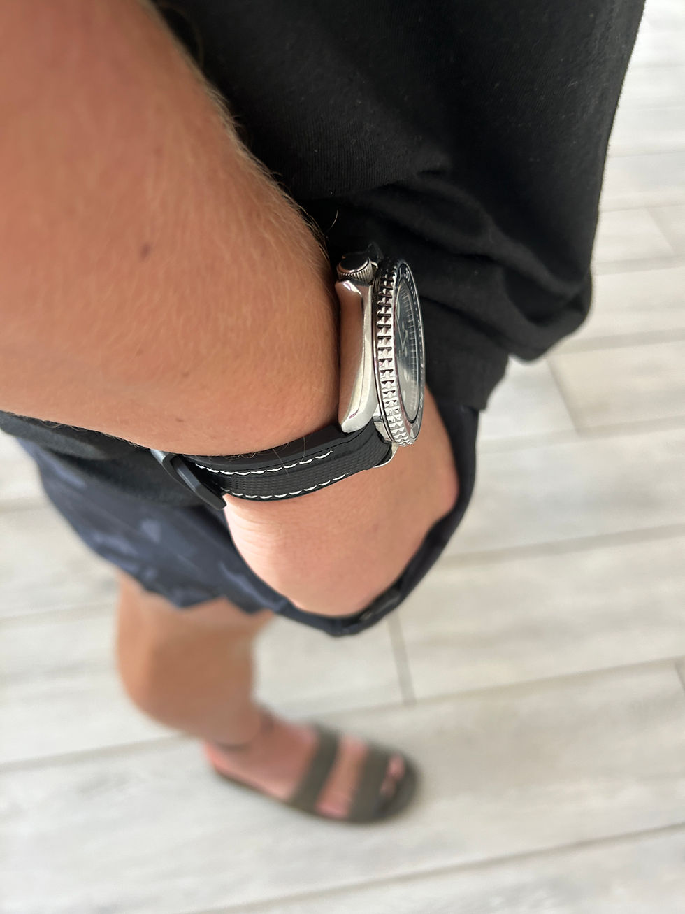 Thumbnail: 22mm BLACK Rubber Sailcloth WHITE/RED Stitch SEIKO