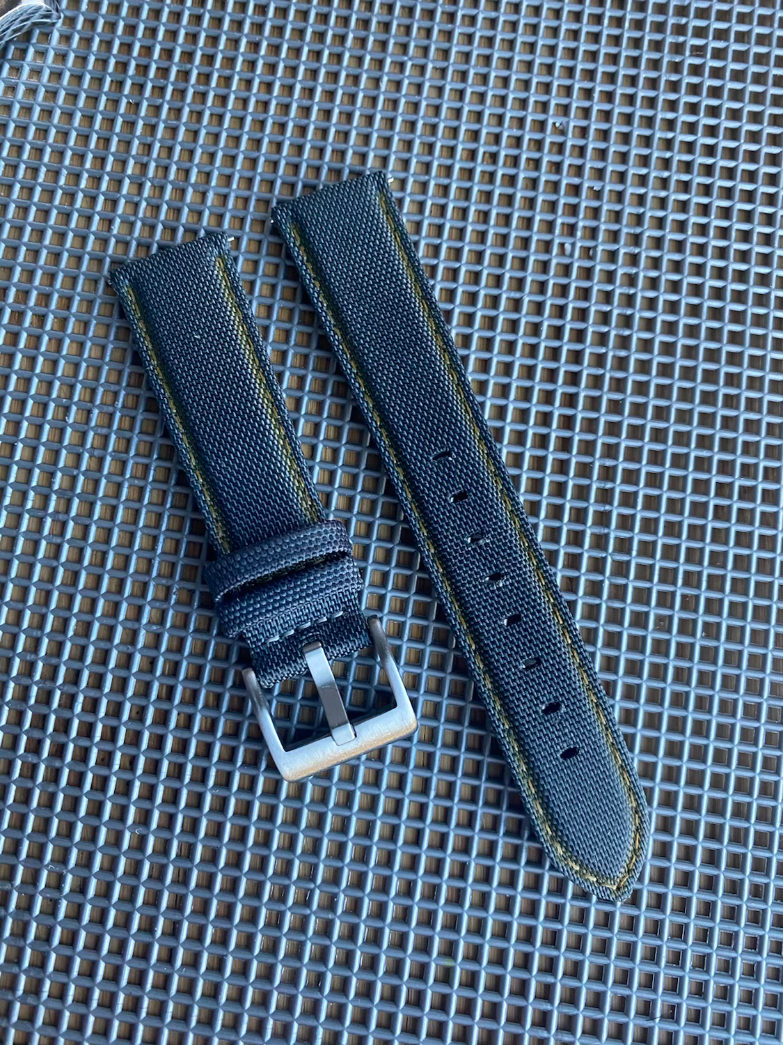 NAVY BLUE sailcloth strap YELLOW stitch