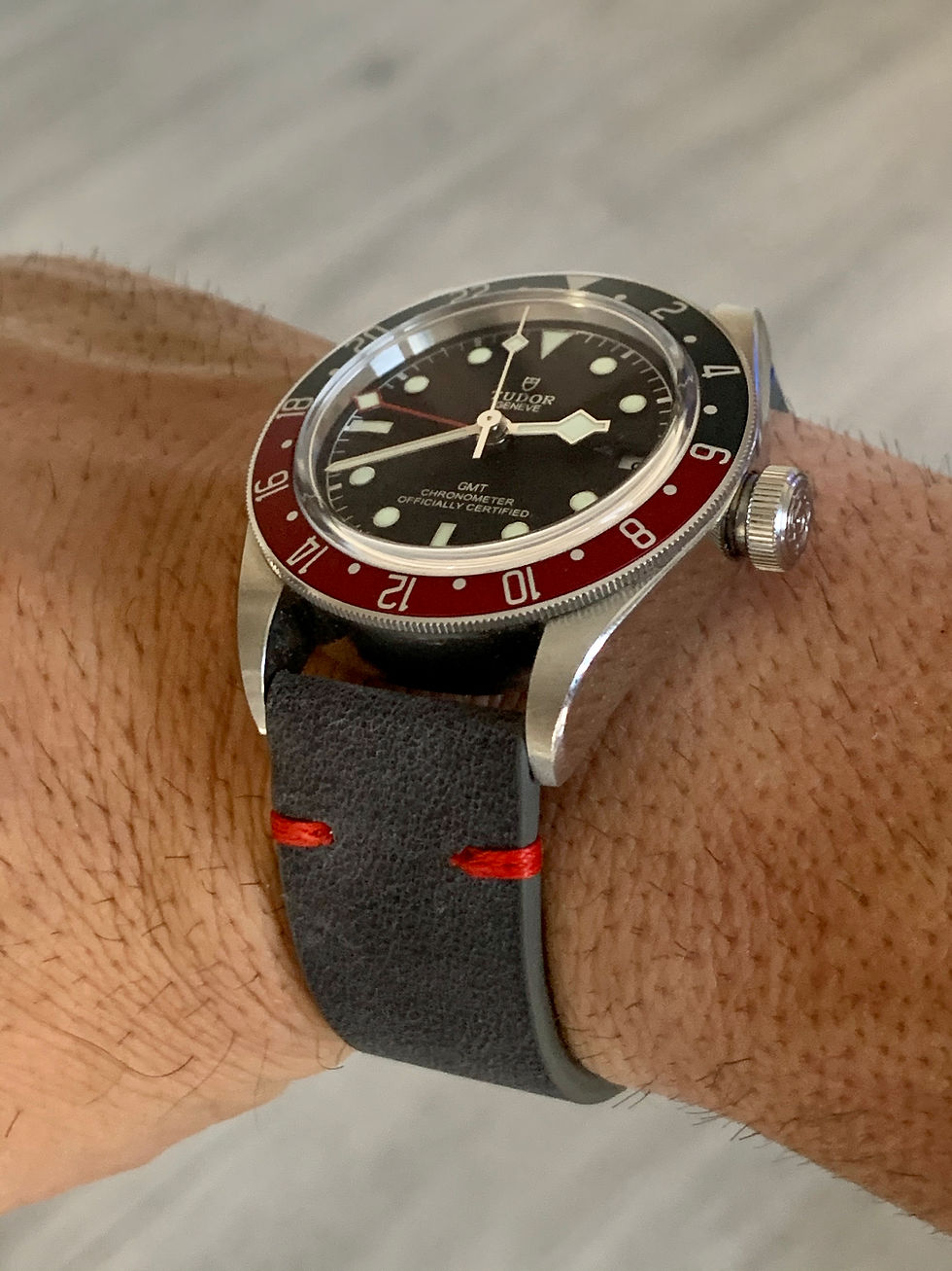 Thumbnail: Dark Gray Crazy Horse Vintage Leather strap RED stitching