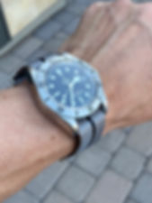 copy of TUDOR NATO strap (GRAY &amp; BLACK)