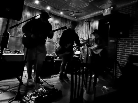 Meet Under High Street, Oxford’s Favorite Band, by Jason Meggyesy