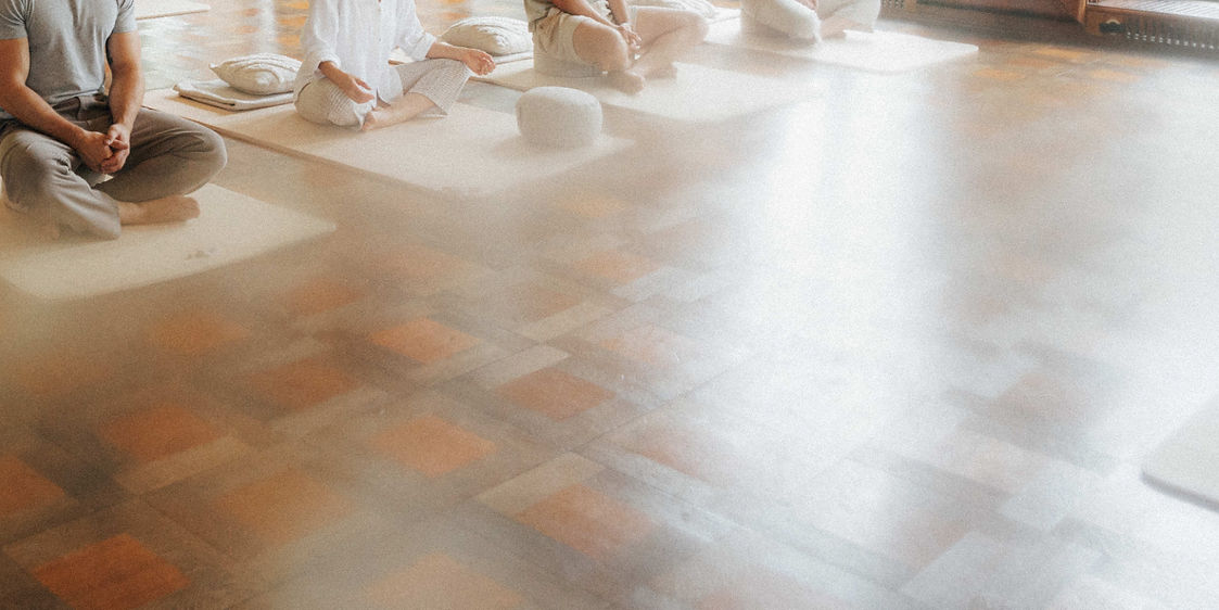 Viviane Vallendar Photography - OsahBreathworkSession-18_edited.jpg