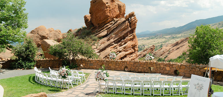 An Intimate Colorado Wedding at the Trading Post