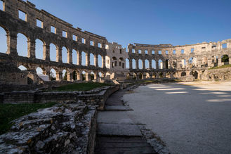 _DSC2750 20170410 Pula ArenaPhoA.jpg