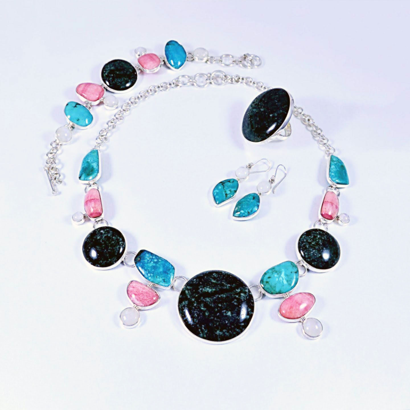NATURAL STONES