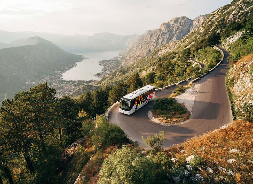 Rundreisen mit Logo.jpg