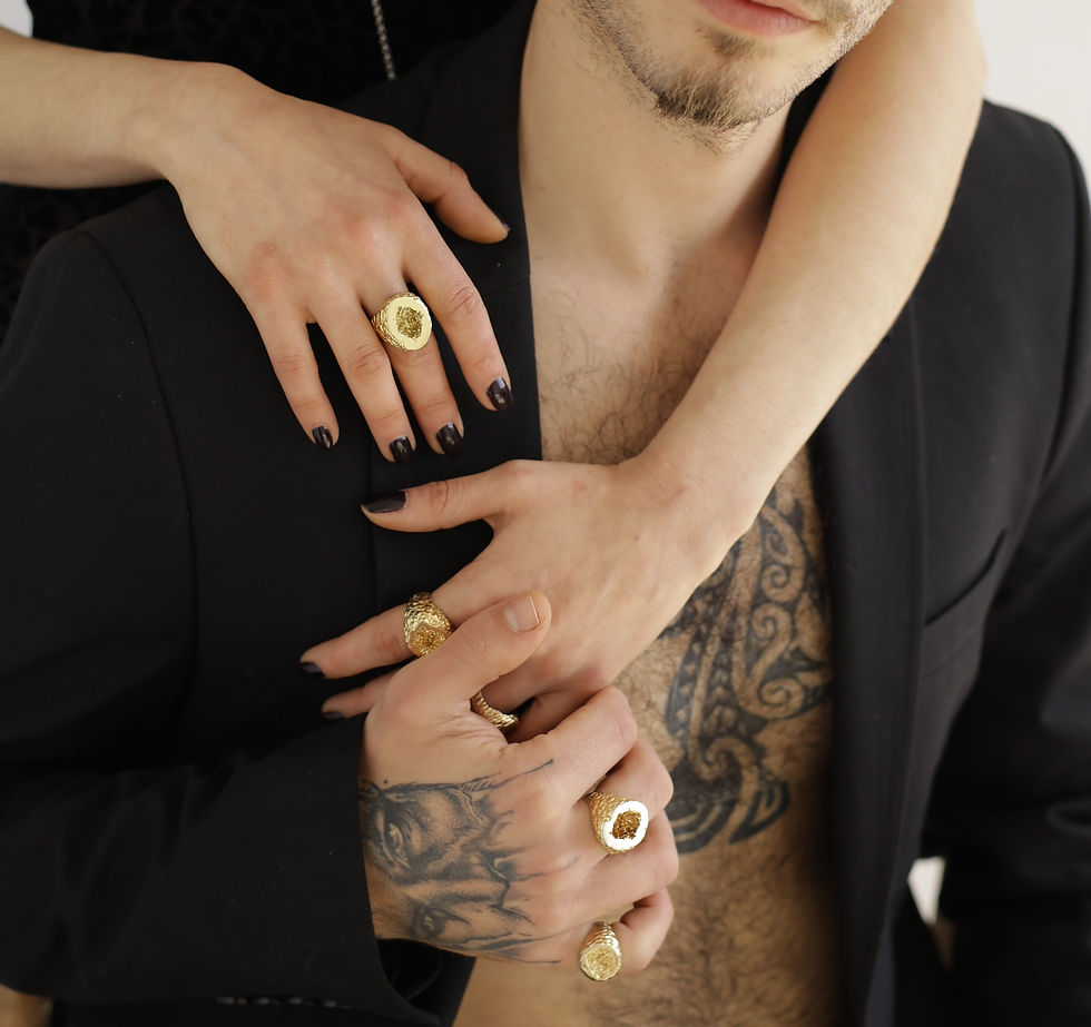 תמונה ממוזערת: Golden Ivan crystal stone