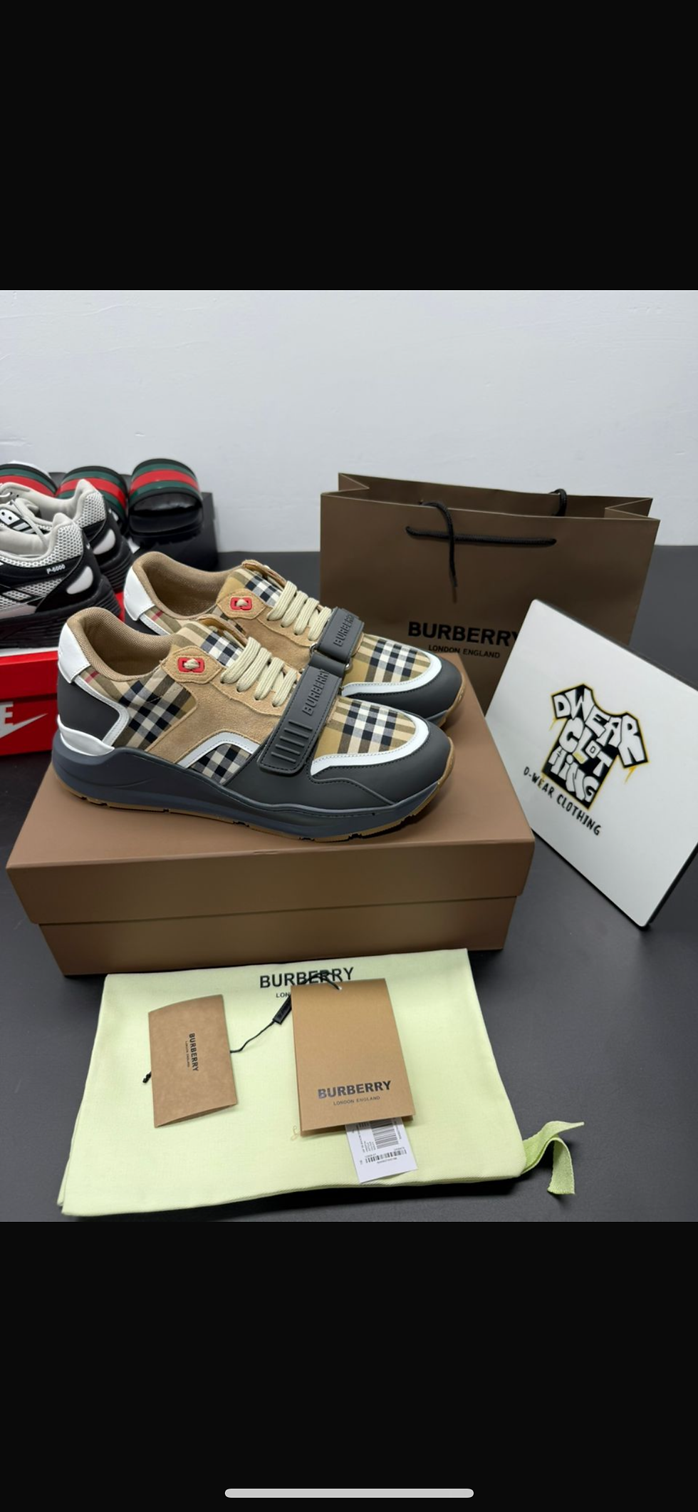 Burberry shoes 