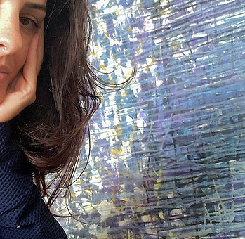 Artista Plástica Mile Puli Owner da Galeria Online de Arte Abstrata
