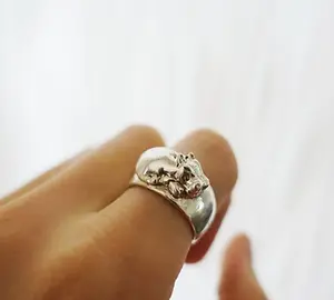 Baby Hippo Razi Ring2.webp