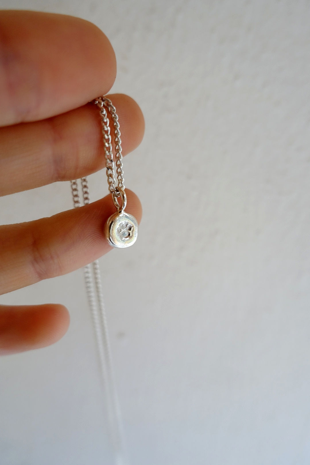 Tiny Baby Paw Asilia Necklace