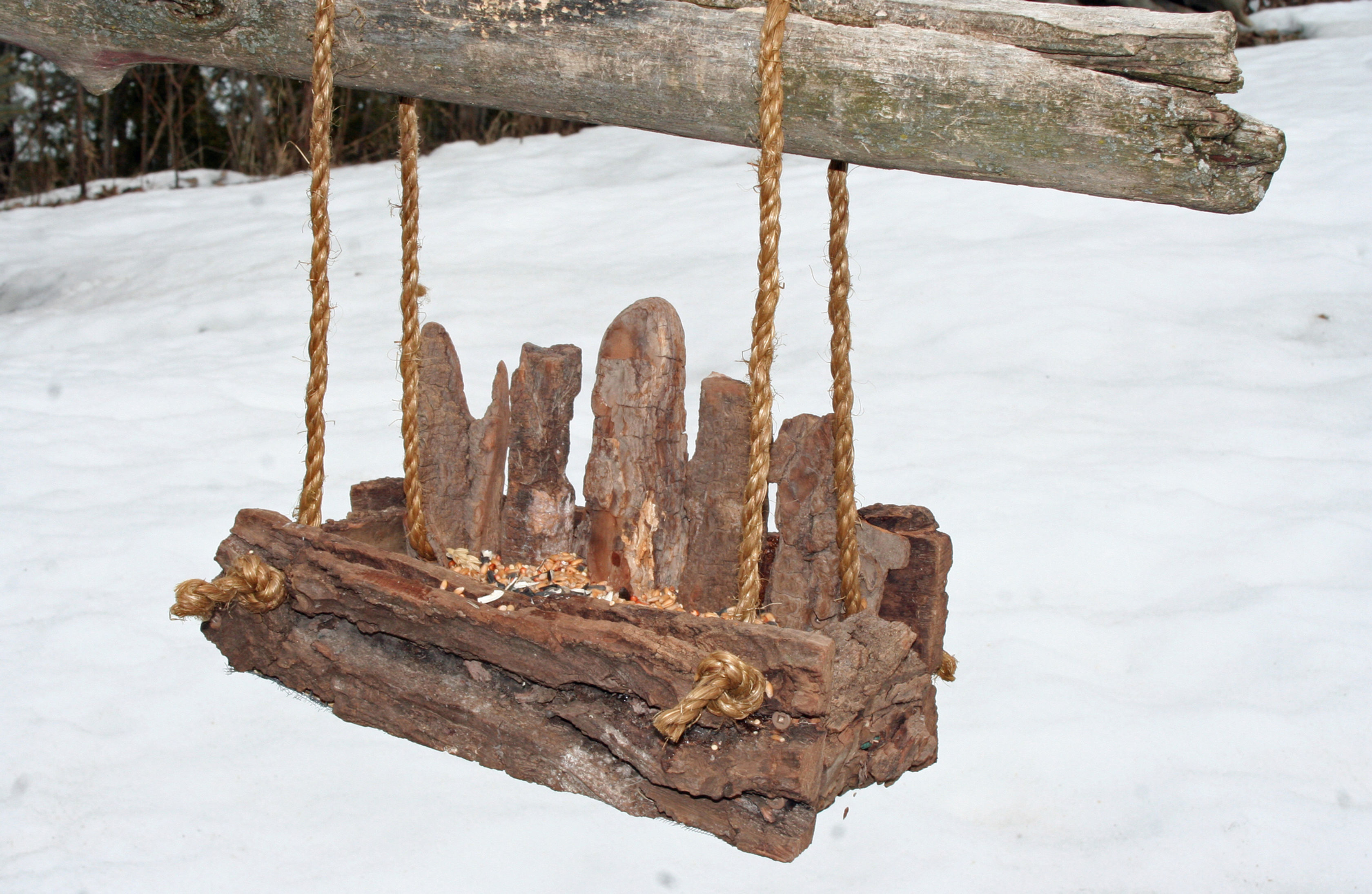 Driftwood birdfeeder