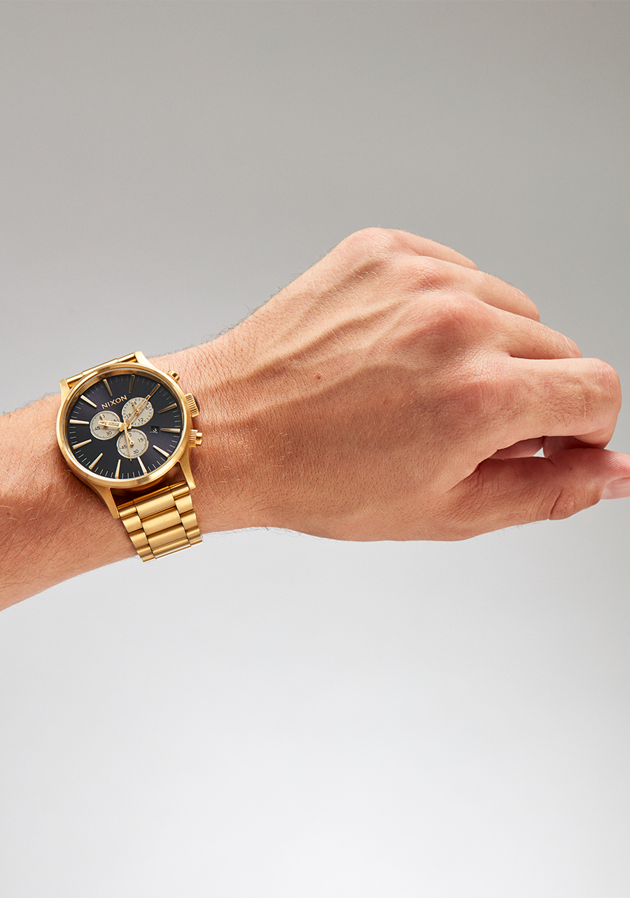 Thumbnail: Nixon Mens Sentry Chrono Stainless Steel Watch Gold / Indigo