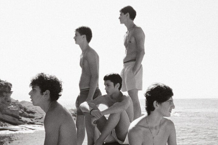 Ciao bambino di Edgardo Pistone: la Famiglia come Destino e i Debiti Generazionali come Condanna