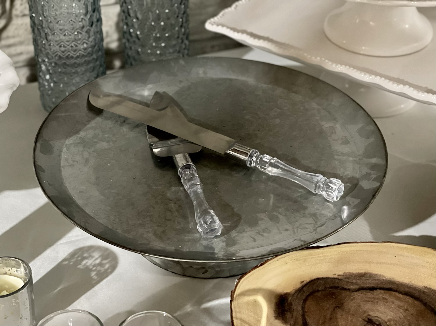 Acrylic and Silver Cake Cutting Set