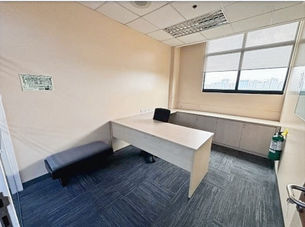 Eco Plaza Building on Chino Roces Avenue, Makati City offers PEZA-accredited office spaces with 24/7 operations, affordable leasing options, and strategic access to EDSA, Amorsolo Street, and Lawton Avenue. This 10-storey commercial property by Super Prime Holdings is ideal for businesses seeking functionality, convenience, and a professional environment near retail, dining, and lifestyle hubs. Eco Plaza caters to startups, SMEs, and corporations looking for a prime Makati address at competitive rates