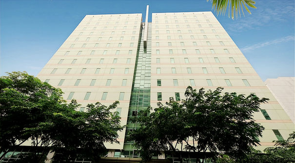Available office spaces for lease at i3 Building in Cebu IT Park, Apas, Cebu City. This Grade A, PEZA-accredited office tower offers modern commercial office spaces ideal for BPO companies, IT firms, and multinational corporations. With flexible floor layouts, 100% backup power, 24/7 security, and multiple telecom providers, i3 Building ensures reliable and uninterrupted business operations. Strategically located in Cebu’s leading IT and BPO hub, it provides excellent accessibility to transport, retail, dining, and lifestyle amenities, making it a prime choice for companies seeking premium office space in Cebu City.