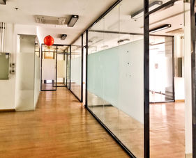 South Key Hub 1 (SKH 1) office and commercial building in North Cyberzone, Alabang, Muntinlupa City, Metro Manila. Prime business location offering modern office spaces, retail units, and commercial facilities with easy access to major transport routes, ideal for BPO companies, startups, and corporate tenants seeking strategic Alabang offices.