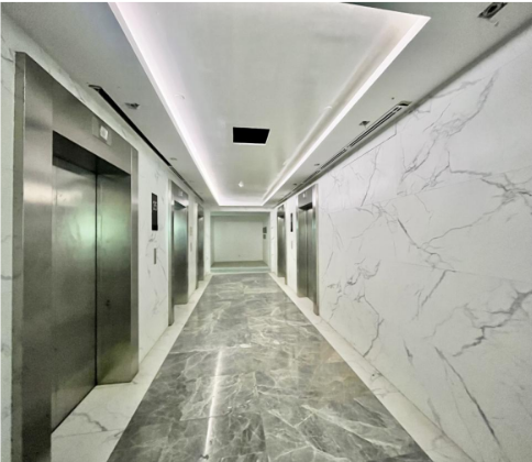 This image features an available office space for rent in Century Diamond Tower, Makati, ideal for BPO or IT-BPM. A premium PEZA-accredited office for lease in Century Diamond Tower, Makati CBD, is displayed. The visual shows a flexible workspace solution inside Century Diamond Tower, suitable for corporate use in Metro Manila. This image presents an efficient high-density office floor plate available for lease in Century Diamond Tower, Makati.