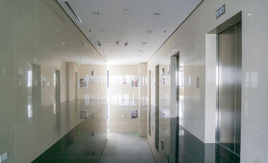 Modern office building Southkey Hub 2 located in Northgate Cyberzone, Alabang, featuring contemporary architecture and premium office spaces ideal for BPO companies, corporate offices, and IT businesses. Includes ground-floor retail and commercial spaces, 100% back-up power, VRF air-conditioning, and proximity to Festival Mall and major transport routes.